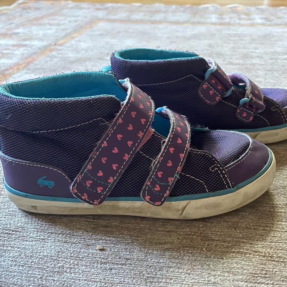 See Kai Run Sneakers Size 1